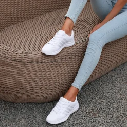 Canvas & Sneakers | Flats^holster Brooklyn- White