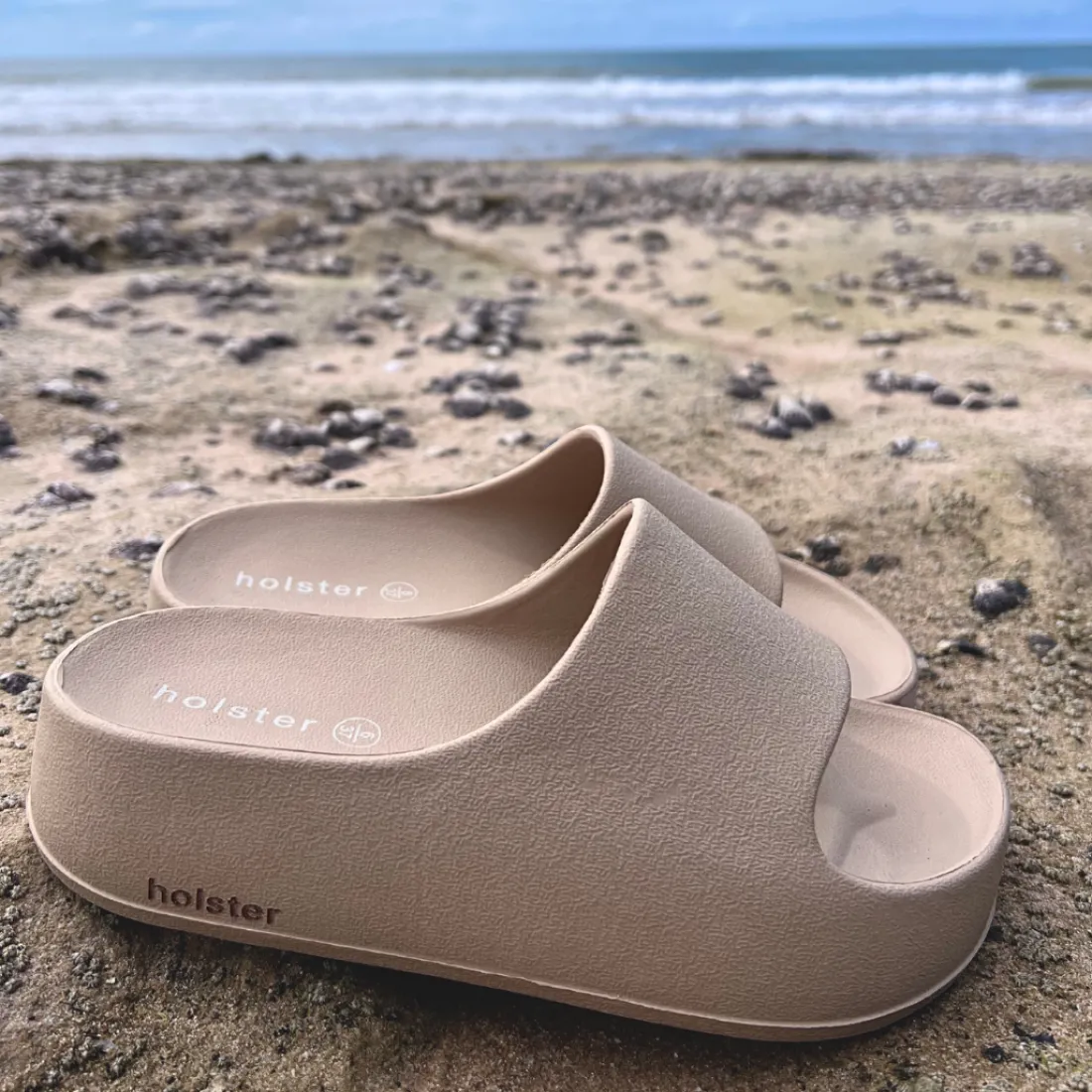 Slides | Sandals^holster Levitate- Beige